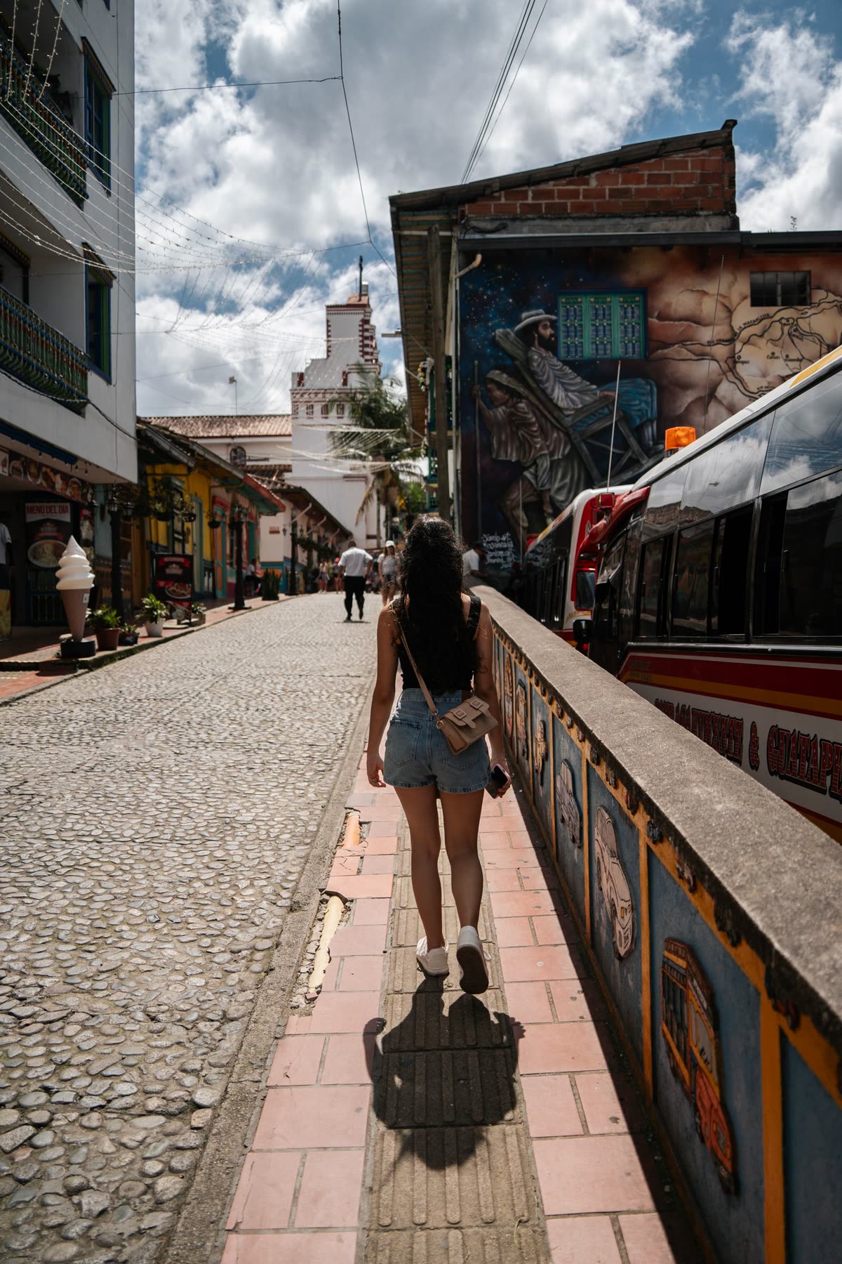 Calle colorida de Guatapé