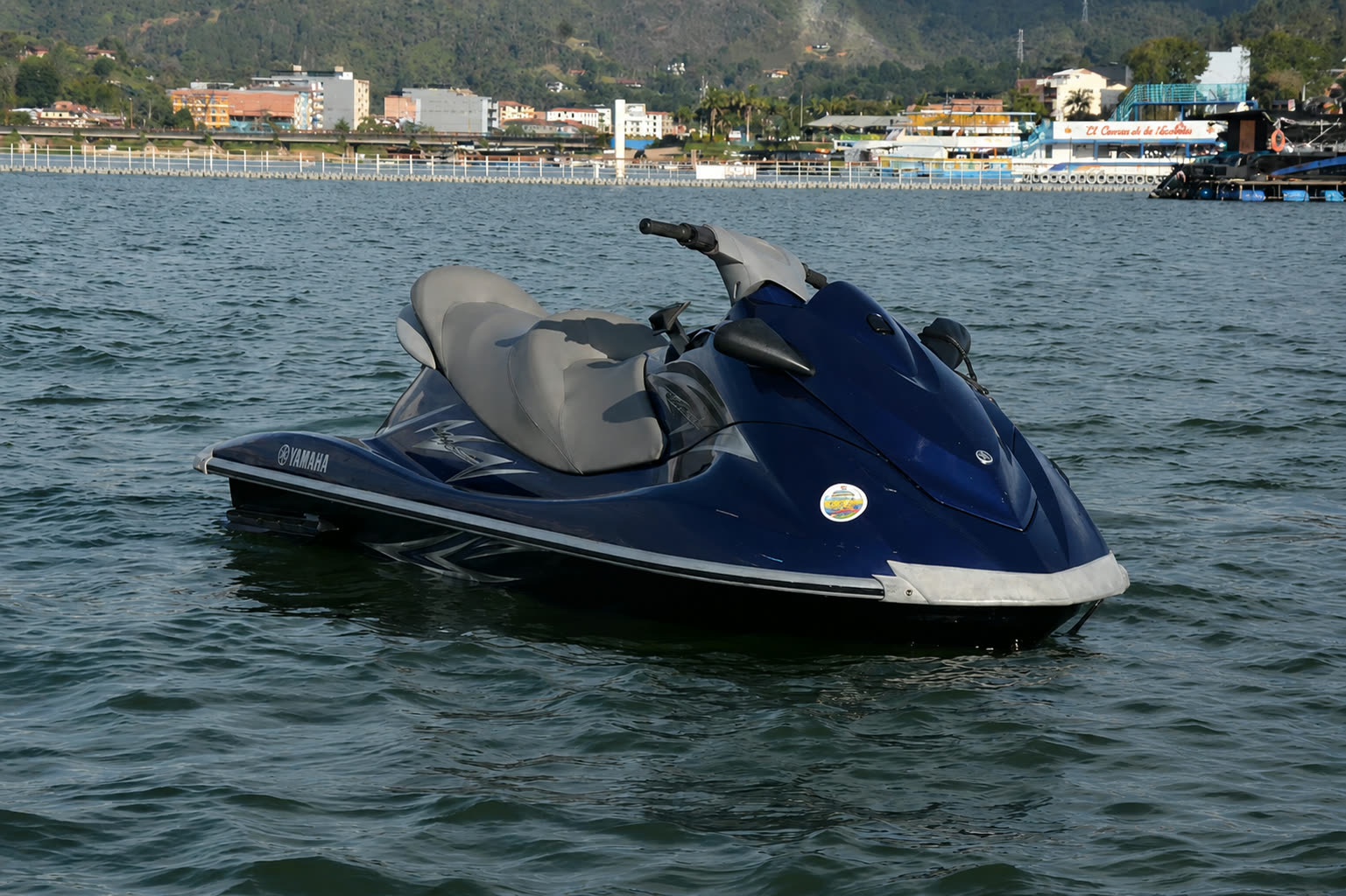 Yamaha 1100cc en el embalse de Guatapé