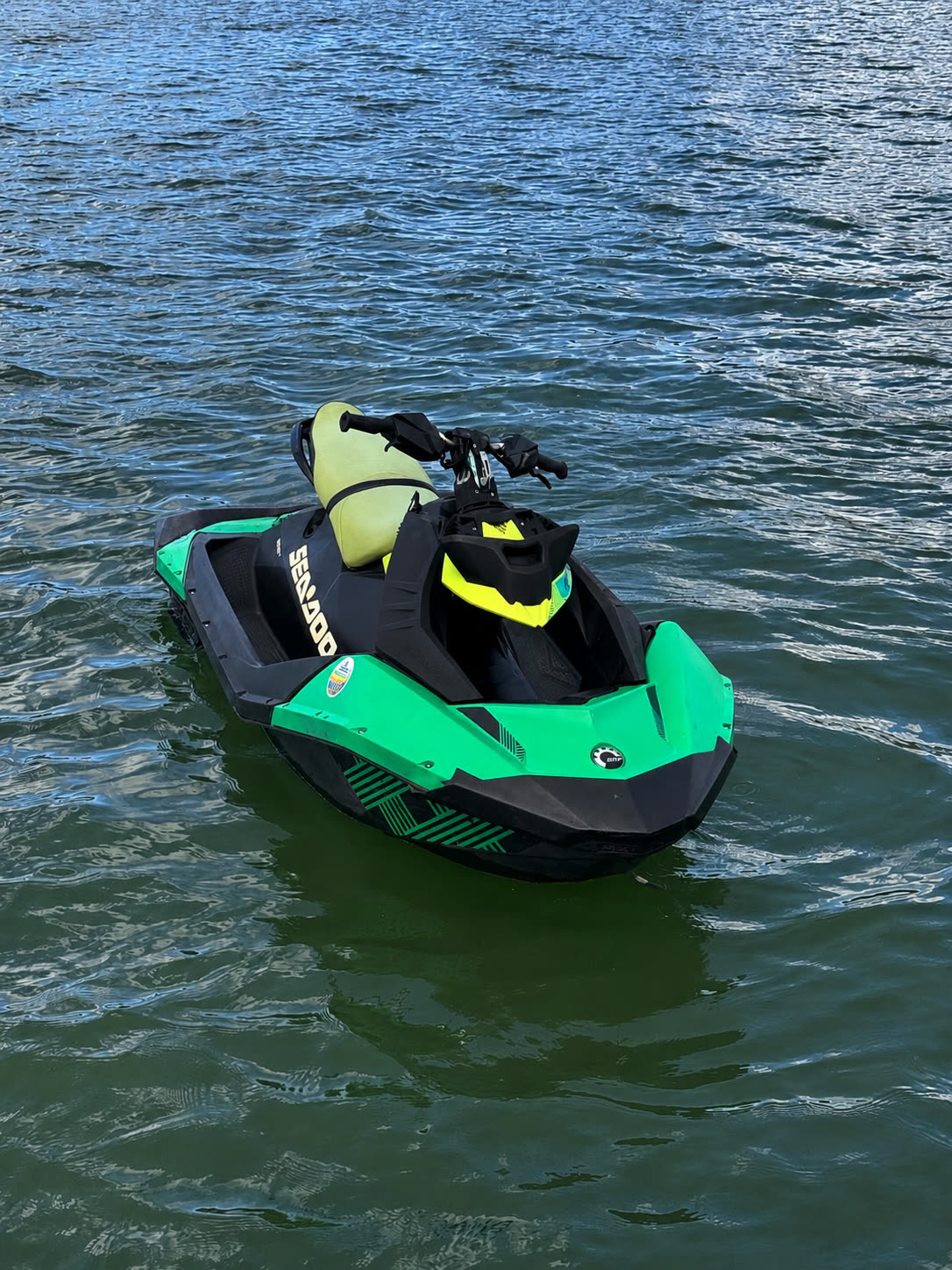 Sea-Doo Spark 900cc en el embalse de Guatapé